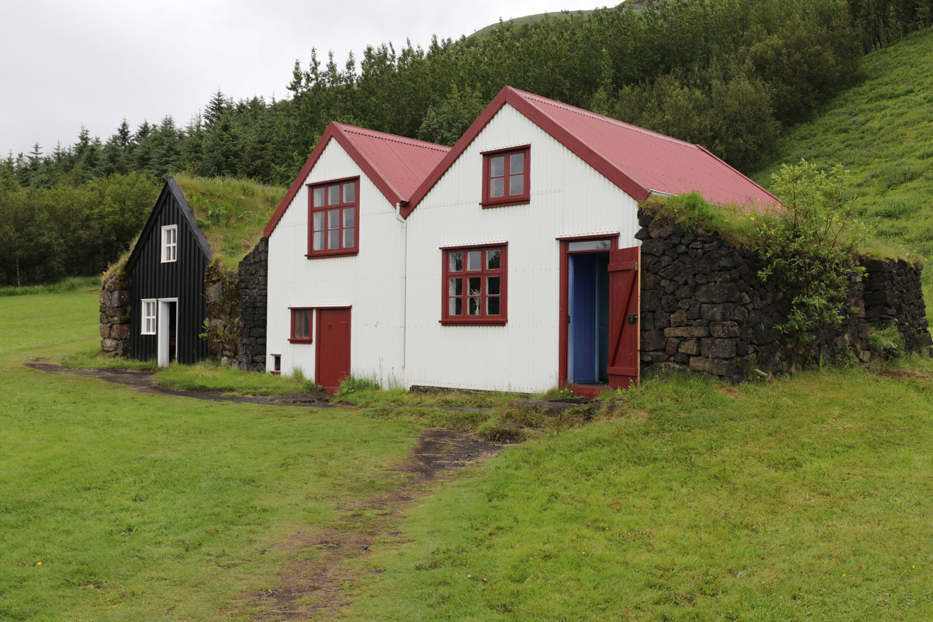 Etwas neuere isländische Wohnhäuser